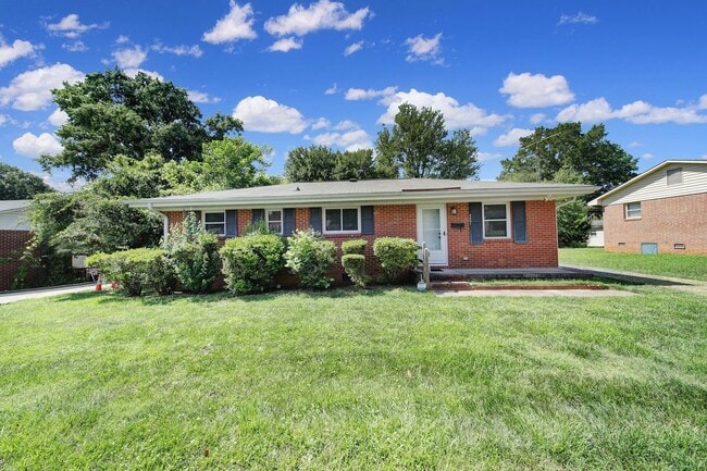 Photo - 4301 Briarhill Dr