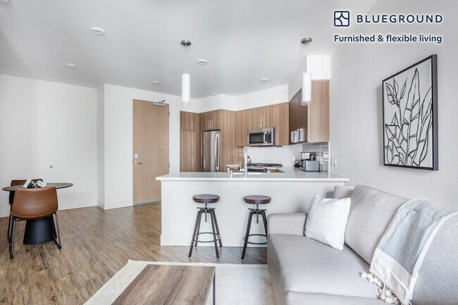 Photo - 1355 El Camino Real Unidad SI FL6-ID482