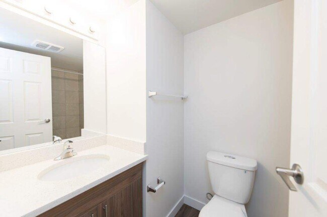 Photo - Sunalta 1837 Apartments