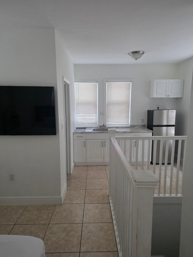 Photo - 1122 SW 17th Ave Unidad #3