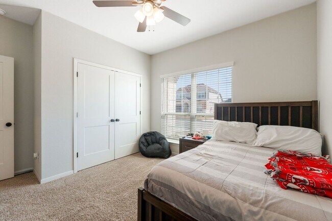 Photo - 2011 Cutleaf Dr