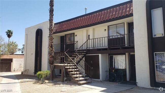 Building Photo - 1405 E Vegas Valley Dr Unit 360 Rental