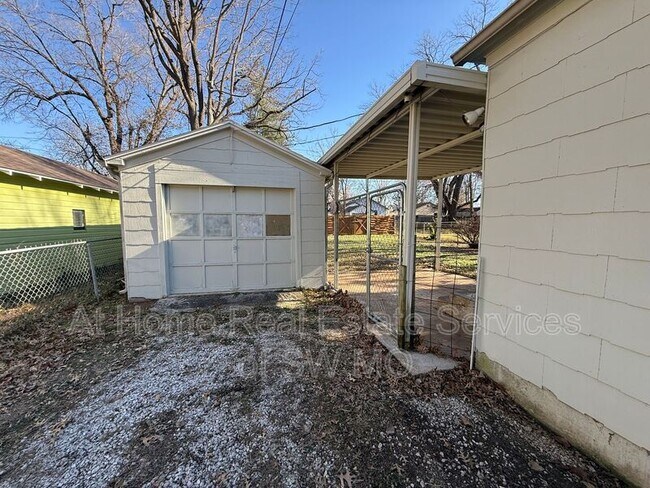 Photo - 1316 S Maryland Ave