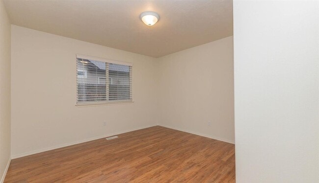 Photo - Welcome to this spacious 5-bedroom, 2-bathroom home in Nampa, ID