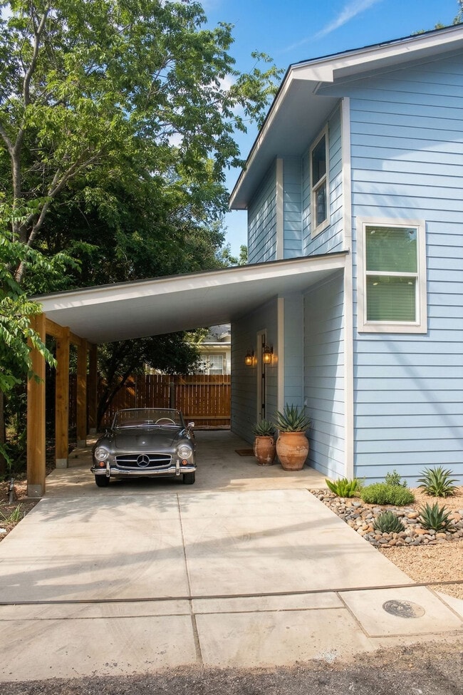 1913 Willow St Unidad SI ID1579531P