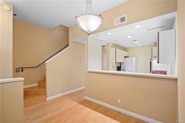 Photo - 500 E Del Mar Blvd