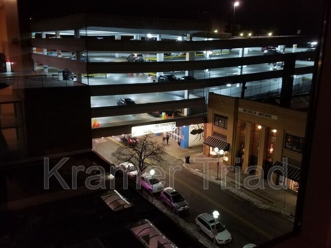 Photo - 555 E William St Unidad #6G