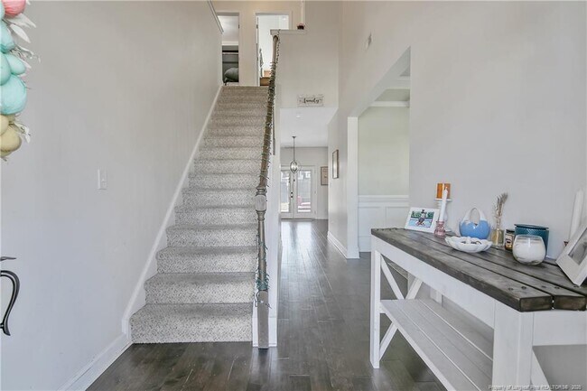 Photo - 688 Stonebriar Ave