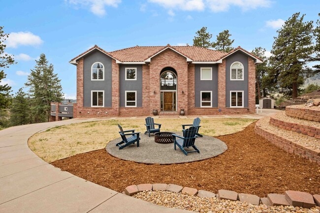 Building Photo - Exquisite Lookout Mountain Estate – Where ...