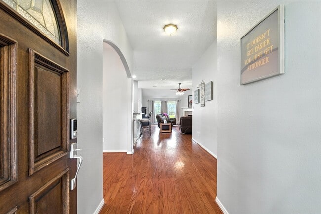 Photo - 16626 Bluefin St