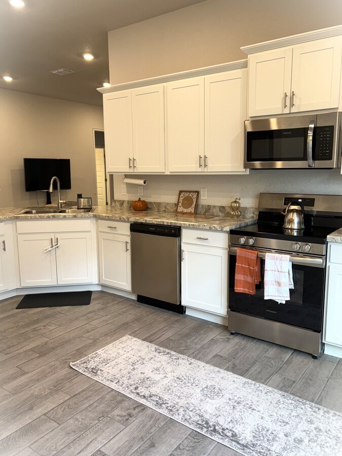 Photo - 199 NW 45th Loop