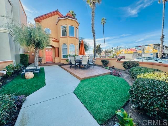 Photo - 597 N Cleveland St