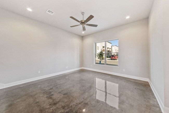 Photo - FOR RENT in YOUNGSVILLE!