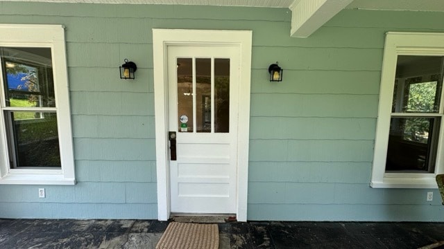 Photo - 319 Hogan Rd