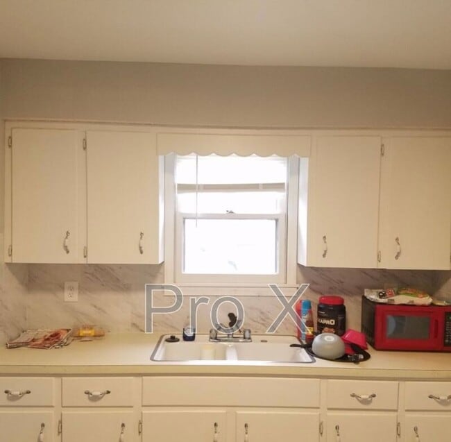 Photo - 110 W Lindburg St Unit 110 W Lindburg Apt 6