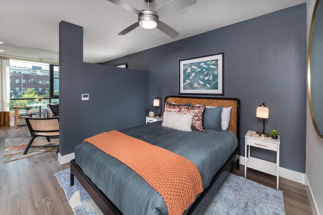 Photo - Skylar Grand