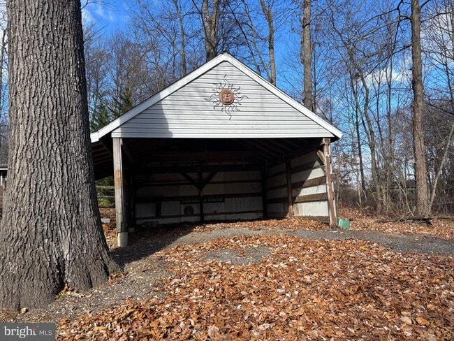 Building Photo - 2213 Green Haven Way