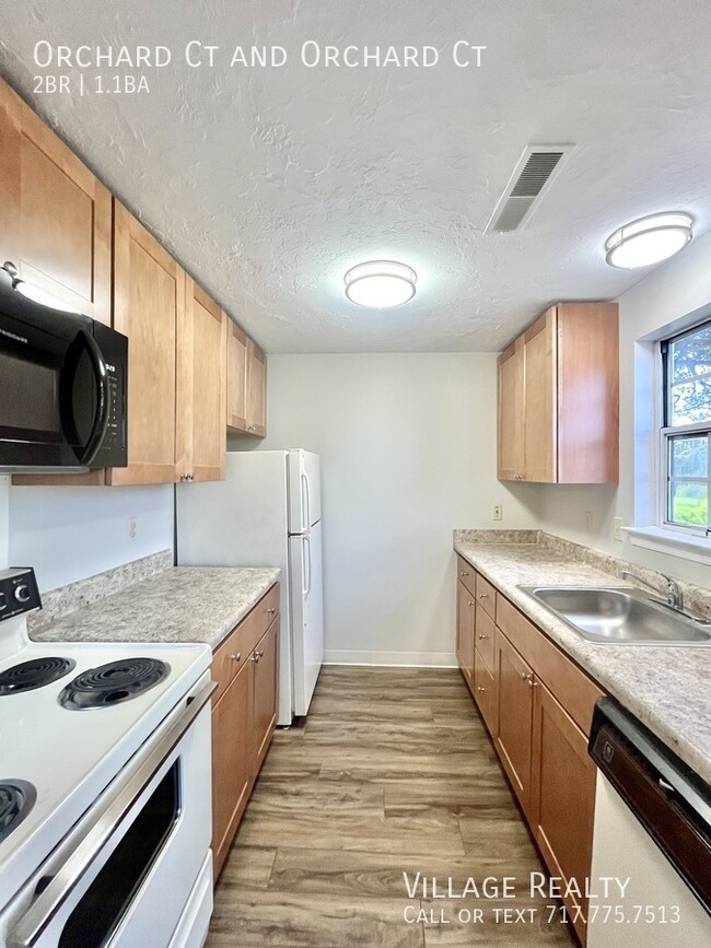 Photo - 402 Orchard Ct