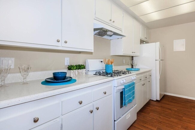 Photo - Sage Courtyard