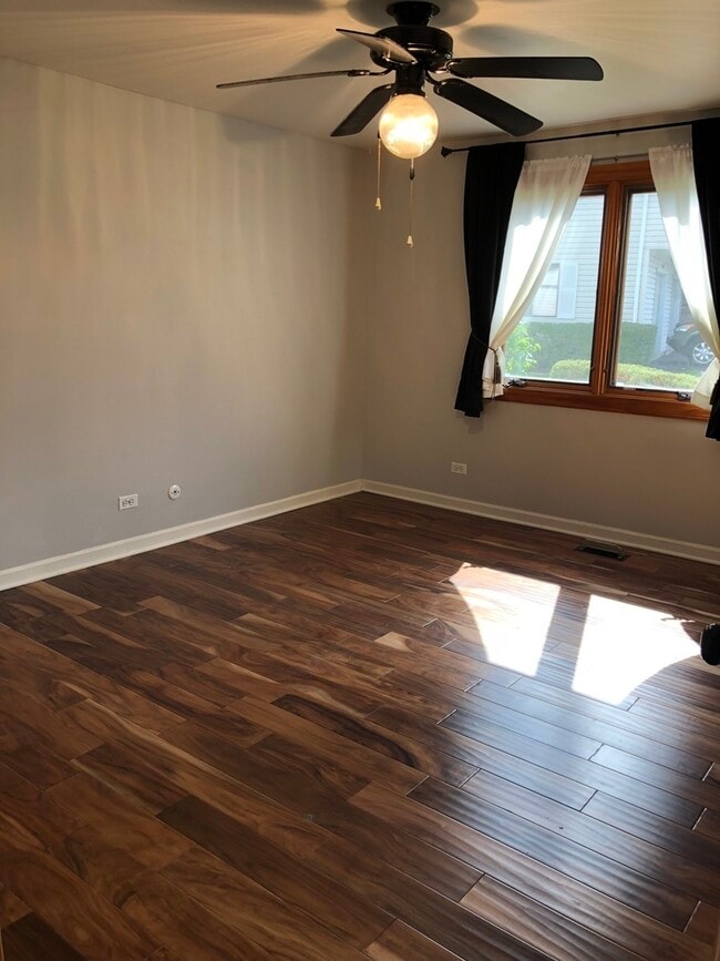 Photo - 923 Sagamore Dr