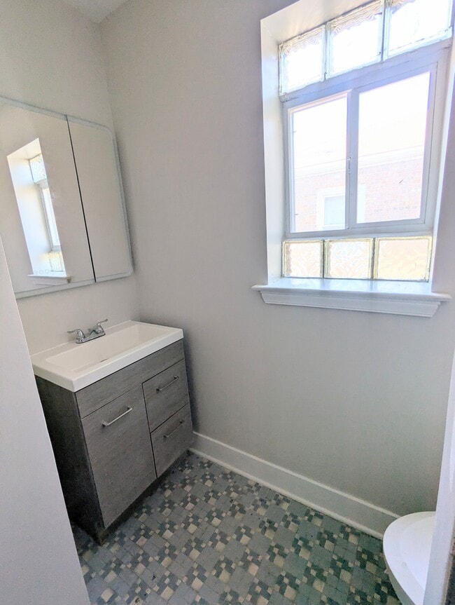 Photo - 5236 W Jackson Blvd Unit 2
