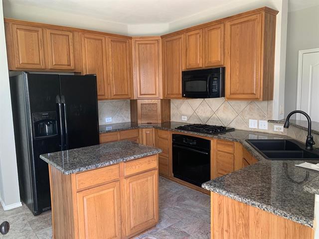 Photo - 531 Hawken Dr