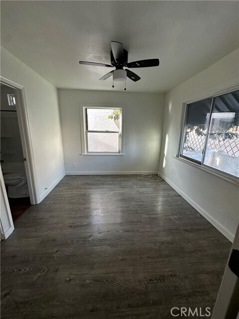 1223 W 64th St