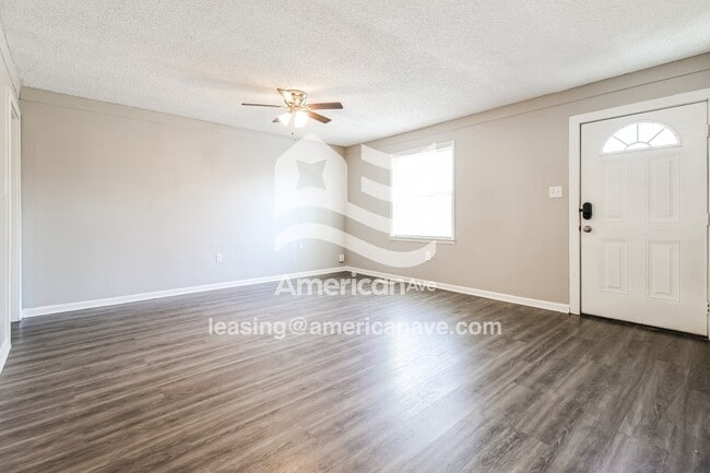 Photo - 307 Water St