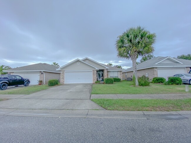 Photo - 115 Secret Harbor Dr House