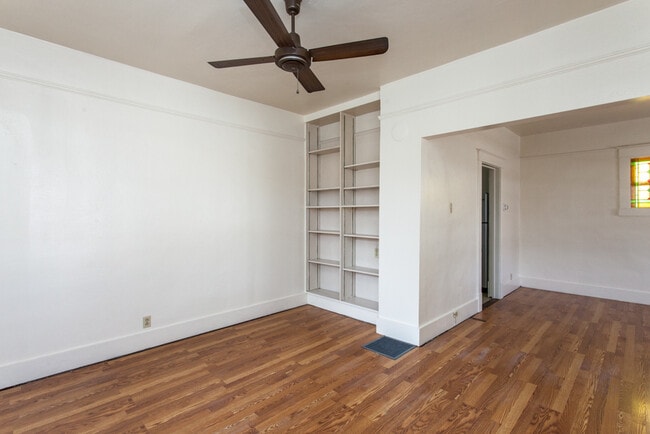 Photo - EDo BRICK BUNGALOW 1/BD 1/BA 1/CG