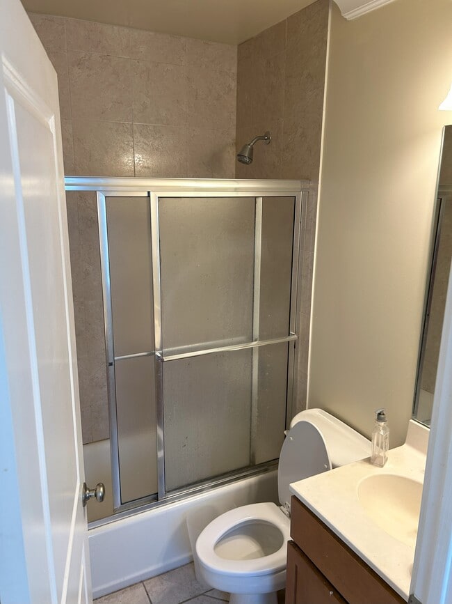 Photo - 703 6th St NW Unit 6