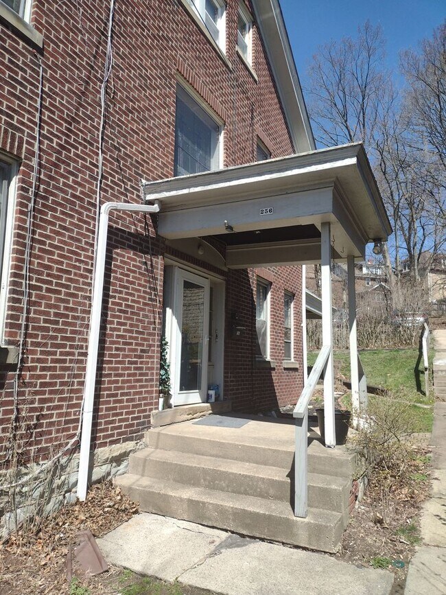 Photo - 256 Mabrick Ave Unit #2