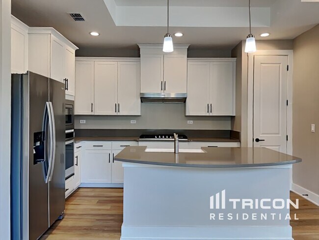 Photo - 398 Charlie Way