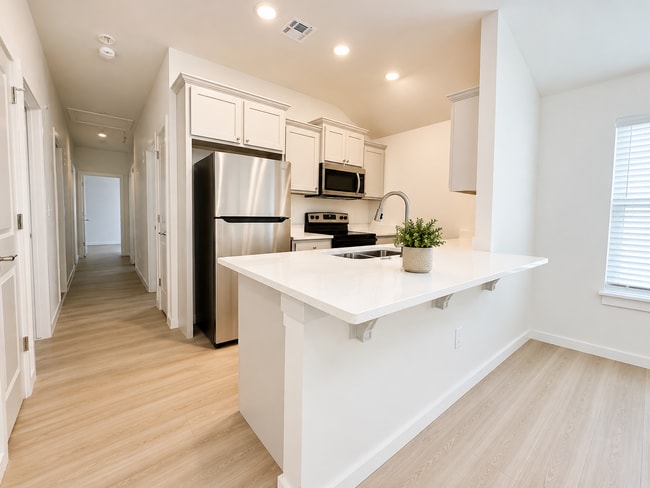 Photo - 2123 SW McKinley Ave