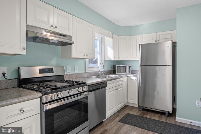 Photo - 143 Curtis Ave