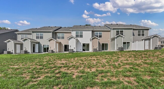 Photo - 227 W Point Dr
