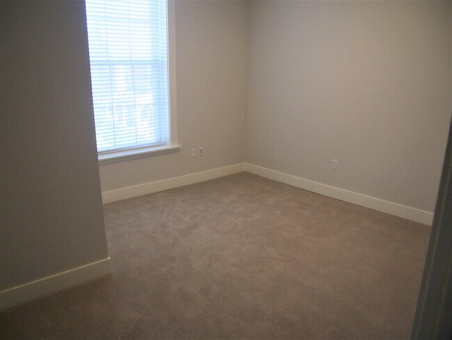 Photo - 55 N Water St Unit Apt 1