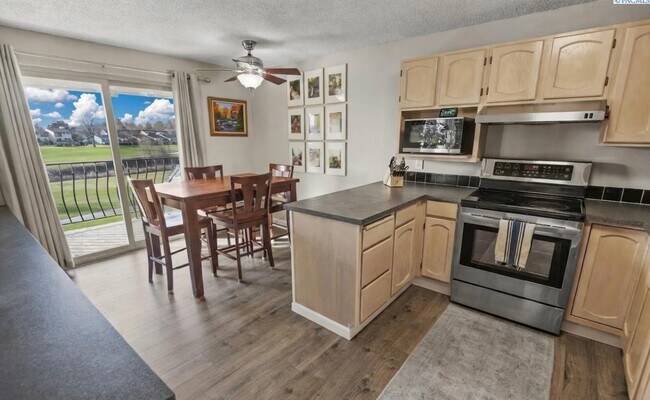 303 Gage Blvd Unit 315