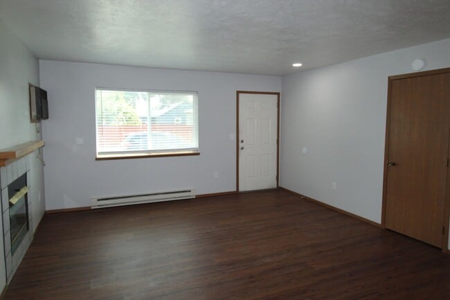 Photo - 1020 W Lacrosse Ave Unit 1020