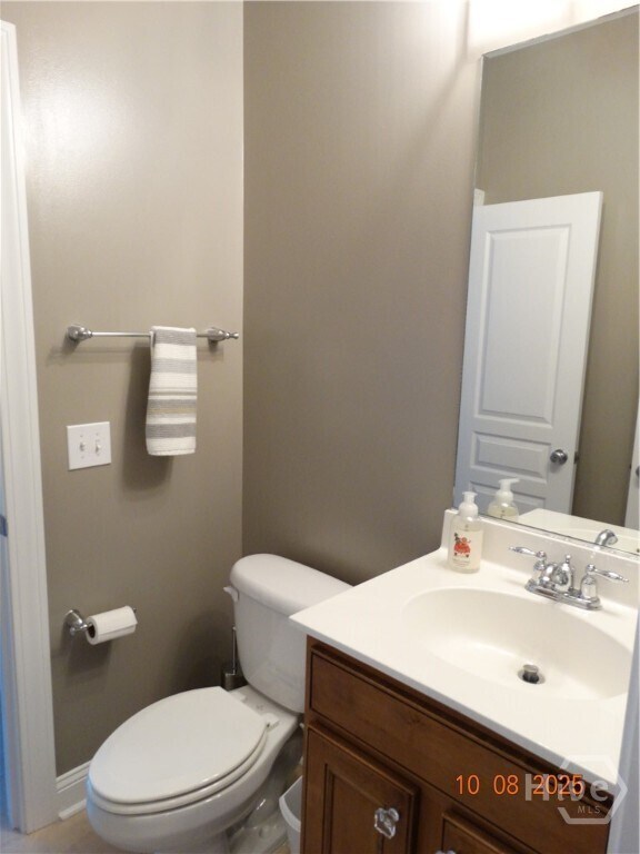 Photo - 323 Lakeview Dr