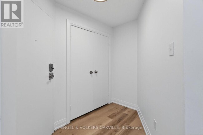 Photo - 103 Thomas St