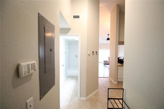 Photo - 9158 SW 51st Rd Unidad J303