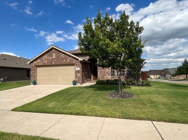Photo - 1300 Foxglove Ln