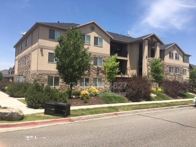 Building Photo - 6941 Village River Ln Unit I 03