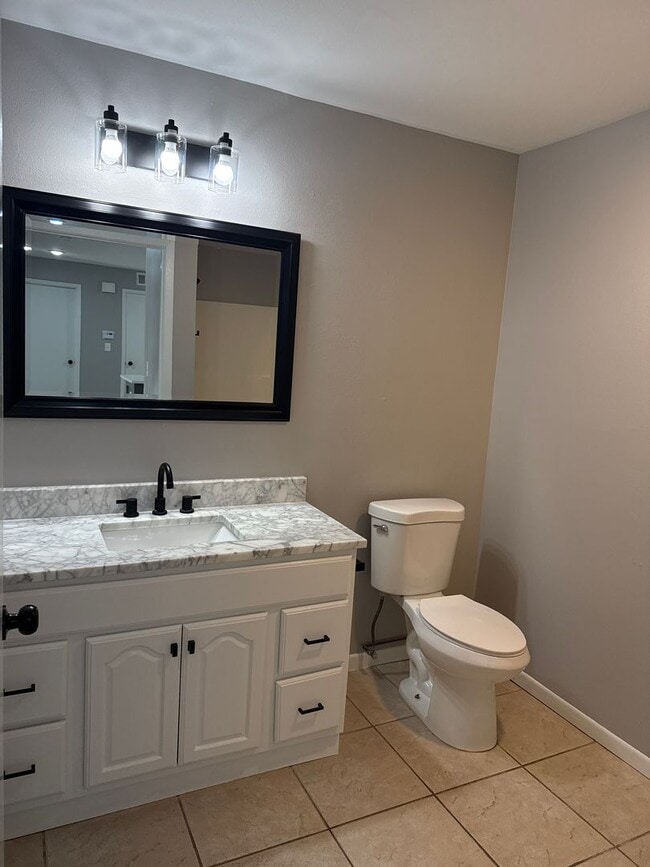 Photo - 1051 Minns Dr Unit 1051-3