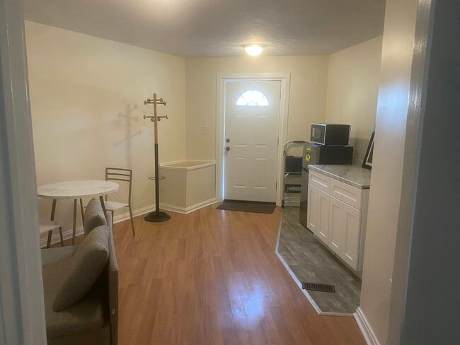 Photo - 1884 E 120th St