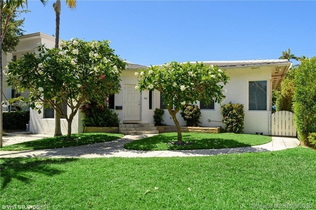 Building Photo - Beautiful home in Miami Beach