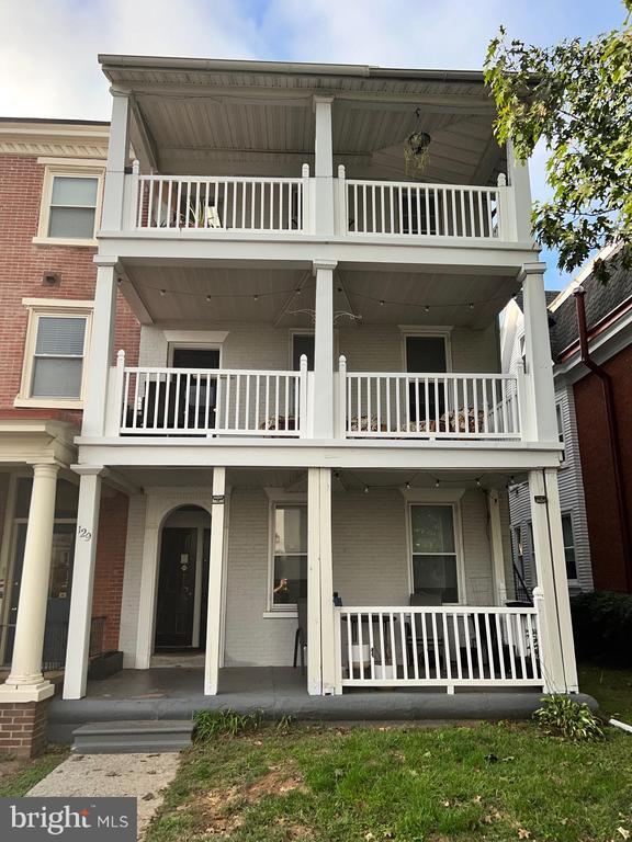 Building Photo - 129 W Miner St Rental