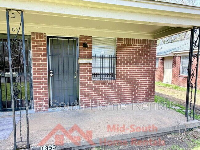 Photo - 1353 Fairfax St