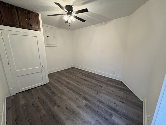 208 N Maple St Unit 3